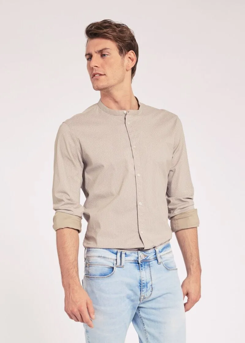 Camicia alla coreana