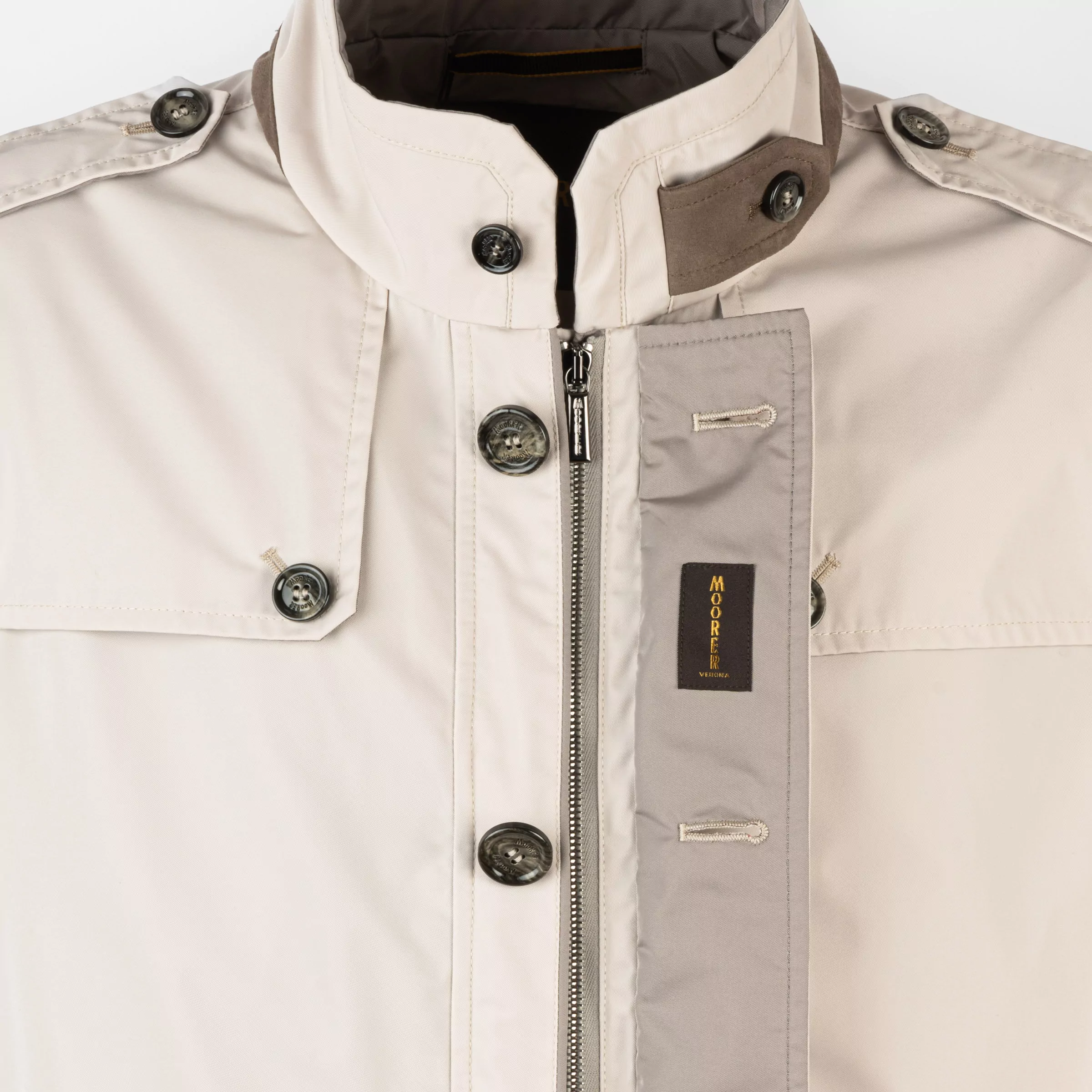 Trevis buttoned jacket
